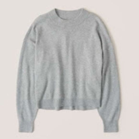 Abercrombie & Fitch Sweaters - Abercrombie & Fitch Crewneck Lounge in gray, size XS